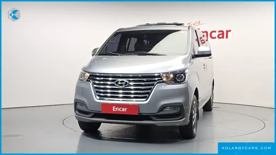 HYUNDAI STAREX 4WD URBAN 9-SEATER
