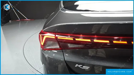 KIA K5 SIGNATURE