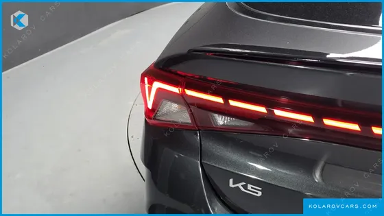 KIA K5 SIGNATURE