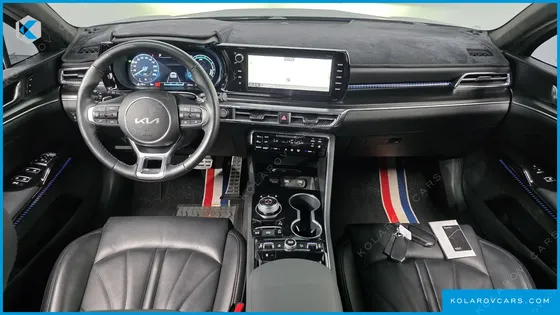 KIA K5 SIGNATURE