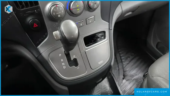 HYUNDAI STAREX CAMPING CAR