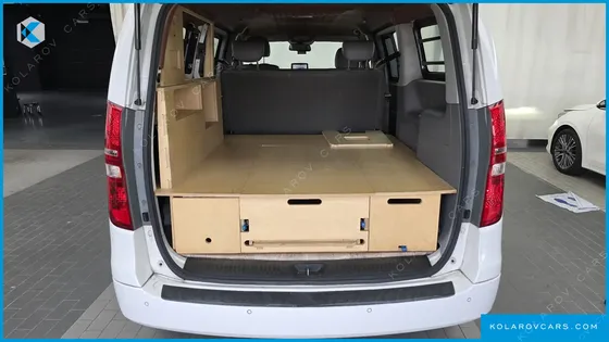 HYUNDAI STAREX CAMPING CAR