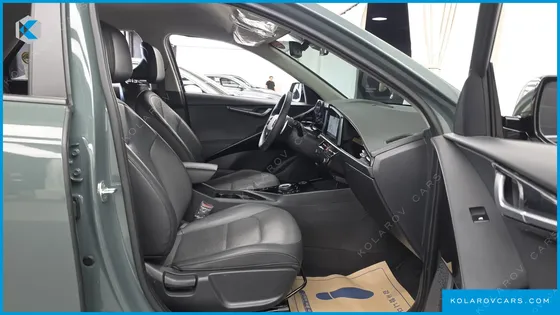 KIA NIRO SIGNATURE