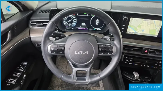 KIA K5 SIGNATURE