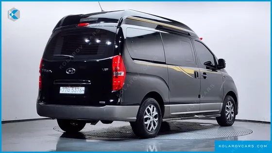 HYUNDAI STAREX 4WD LIMOUSINE