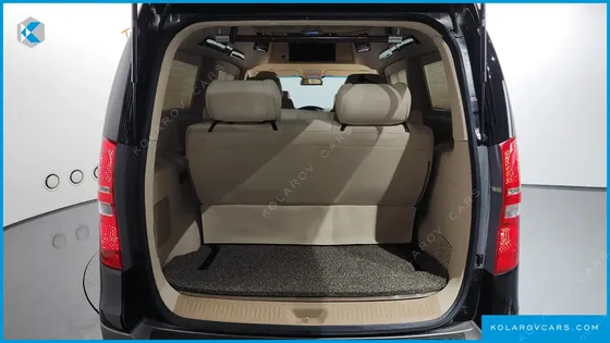 HYUNDAI STAREX 4WD LIMOUSINE