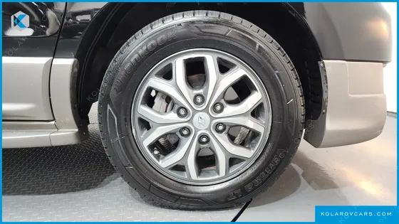 HYUNDAI STAREX 4WD LIMOUSINE