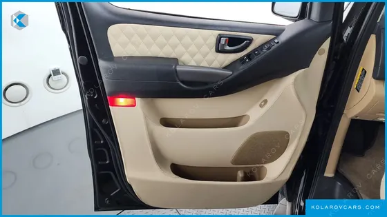 HYUNDAI STAREX 4WD LIMOUSINE