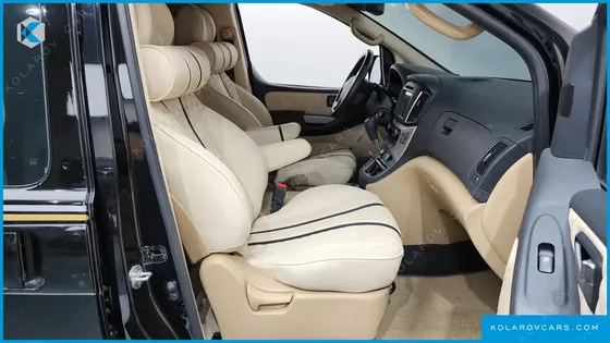 HYUNDAI STAREX 4WD LIMOUSINE