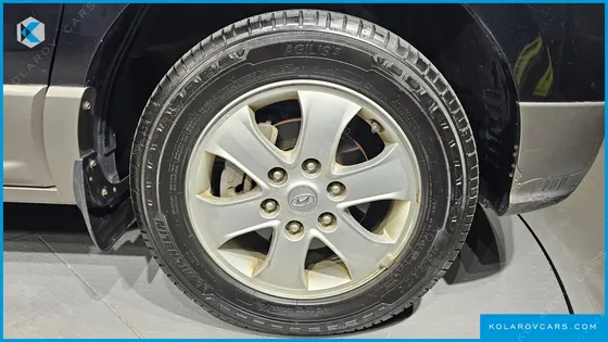 HYUNDAI STAREX 4WD 11-SEATER WAGON HVX