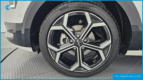 KIA NIRO SIGNATURE