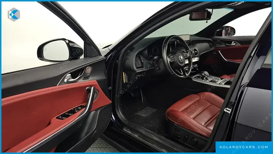 KIA STINGER 2.0 TURBO 2WD