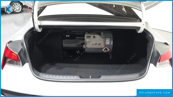 HYUNDAI ELANTRA (AVANTE) 1.6 LPI