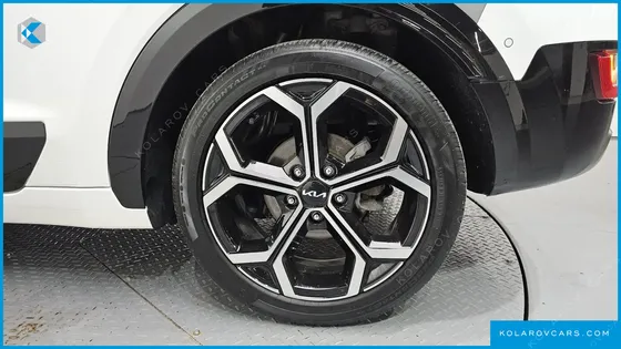 KIA NIRO SIGNATURE