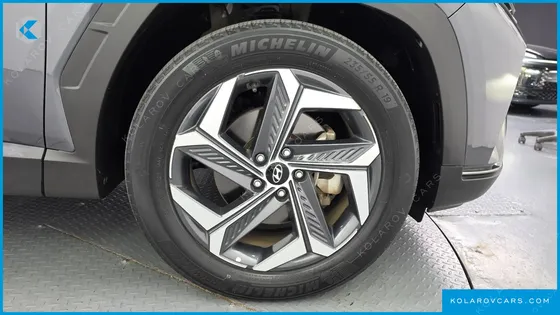 HYUNDAI TUCSON GASOLINE 1.6 TURBO 2WD