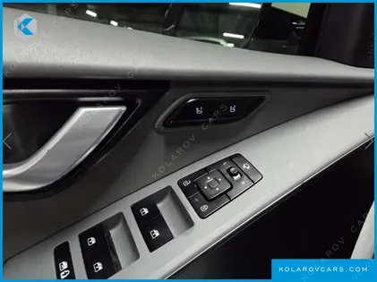 KIA NIRO SIGNATURE