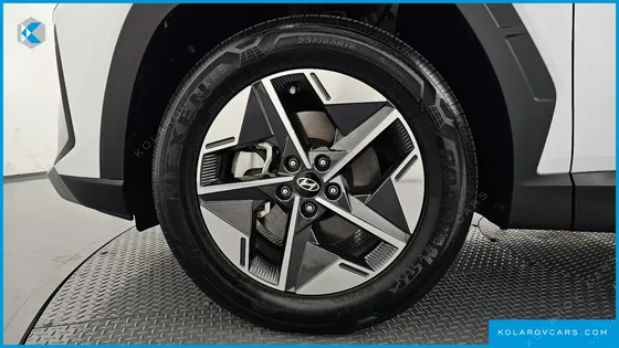 HYUNDAI TUCSON GASOLINE 1.6 TURBO 2WD