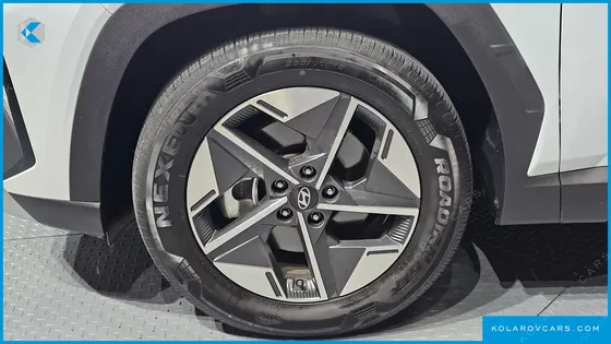 HYUNDAI TUCSON GASOLINE 1.6 TURBO 2WD