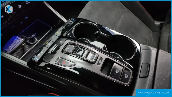 HYUNDAI TUCSON GASOLINE 1.6 TURBO 2WD