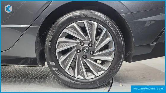HYUNDAI SONATA EXCLUSIVE