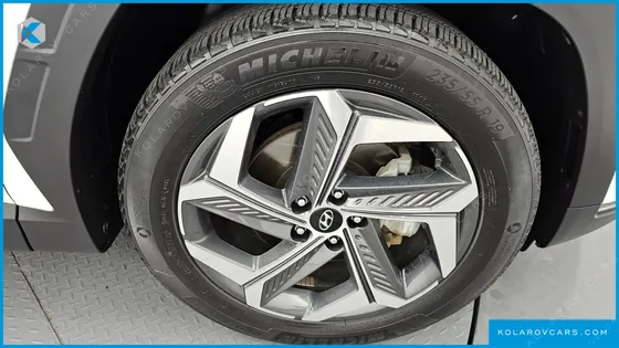 HYUNDAI TUCSON DIESEL 2.0 2WD