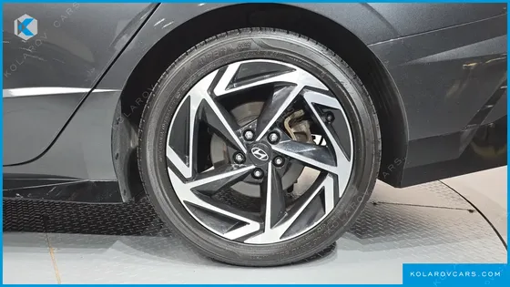 HYUNDAI SONATA INSPIRATION