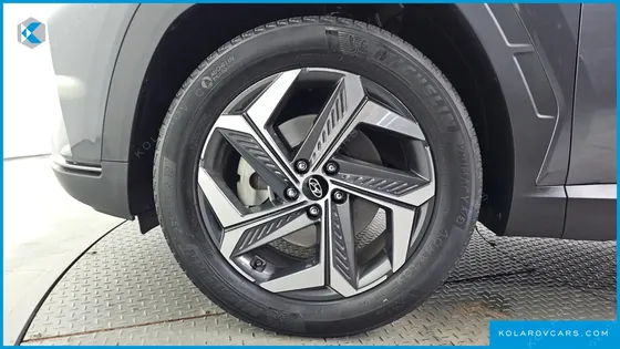HYUNDAI TUCSON GASOLINE 1.6 TURBO 4WD
