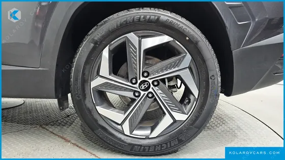 HYUNDAI TUCSON GASOLINE 1.6 TURBO 4WD
