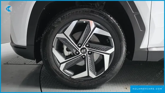 HYUNDAI TUCSON GASOLINE 1.6 TURBO 4WD