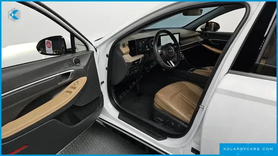 HYUNDAI SONATA INSPIRATION