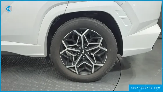 HYUNDAI TUCSON GASOLINE 1.6 TURBO 4WD