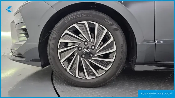 HYUNDAI SONATA EXCLUSIVE