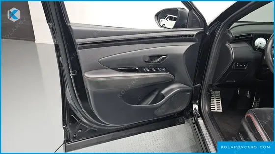 HYUNDAI TUCSON DIESEL 2.0 2WD