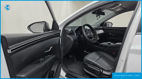 HYUNDAI TUCSON DIESEL 2.0 2WD