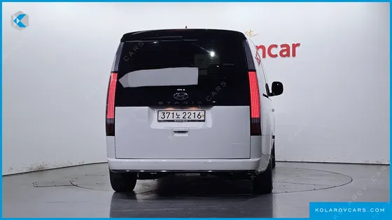 HYUNDAI STARIA L3.5 LOUNGE 7-SEATER