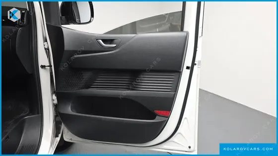 HYUNDAI STARIA CARGO 3-SEATER