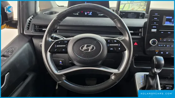 HYUNDAI STARIA L3.5  KINDER SAFETY CAR