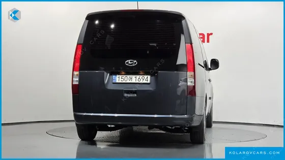 HYUNDAI STARIA TOURER 9-SEATER