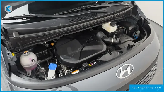 HYUNDAI STARIA TOURER 9-SEATER