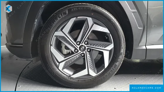 HYUNDAI TUCSON GASOLINE 1.6 TURBO 4WD