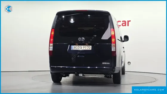 HYUNDAI STARIA CARGO 5-SEATER