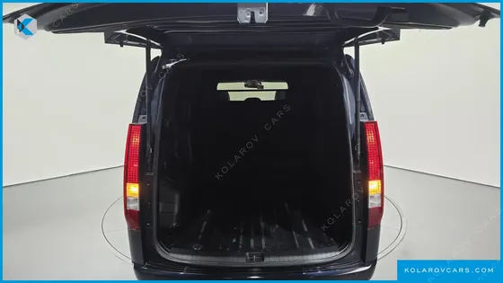 HYUNDAI STARIA CARGO 5-SEATER