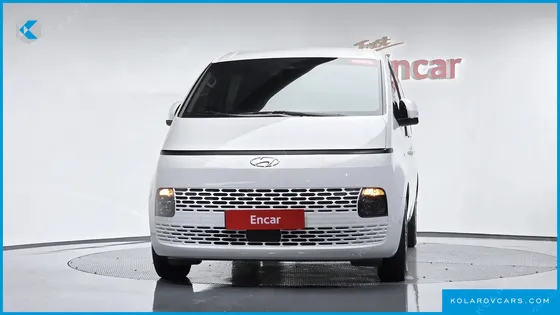 HYUNDAI STARIA L3.5 CARGO 5-SEATER