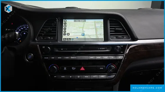 HYUNDAI ASLAN G300  MODERN