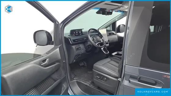 HYUNDAI STARIA CARGO 5-SEATER