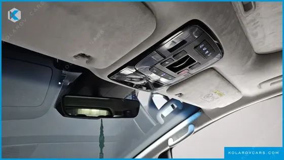 HYUNDAI STARIA L3.5 LOUNGE 9-SEATER