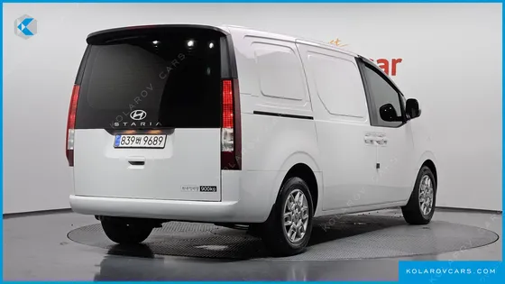 HYUNDAI STARIA L3.5 CARGO 3-SEATER