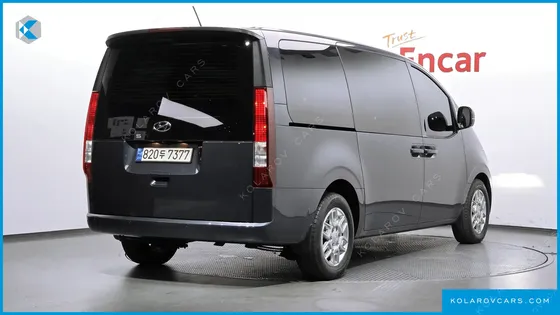 HYUNDAI STARIA CARGO 3-SEATER