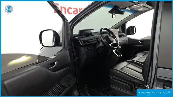 HYUNDAI STARIA CARGO 3-SEATER