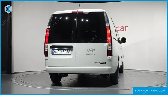HYUNDAI STARIA CARGO 5-SEATER